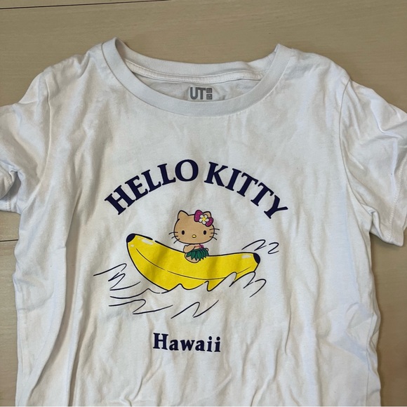 Bundle of 2 Gap auniqlo girls tee tshirt spongebob hello kitty M 7 8 - Picture 5 of 6